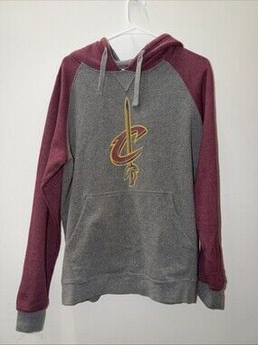 Cleveland Cavaliers Hoodie Size Large Grey And Red Soft Inside